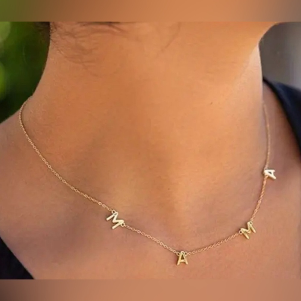 NWT Gold “MAMA” necklace